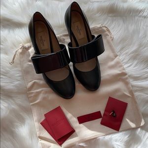 Valentino Mary Jane pumps black leather Sz 40